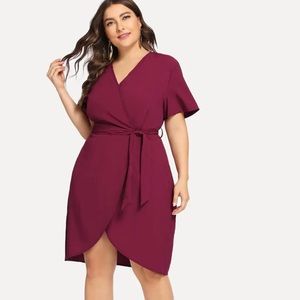 Plus Curved Hem Surplice Wrap Dress